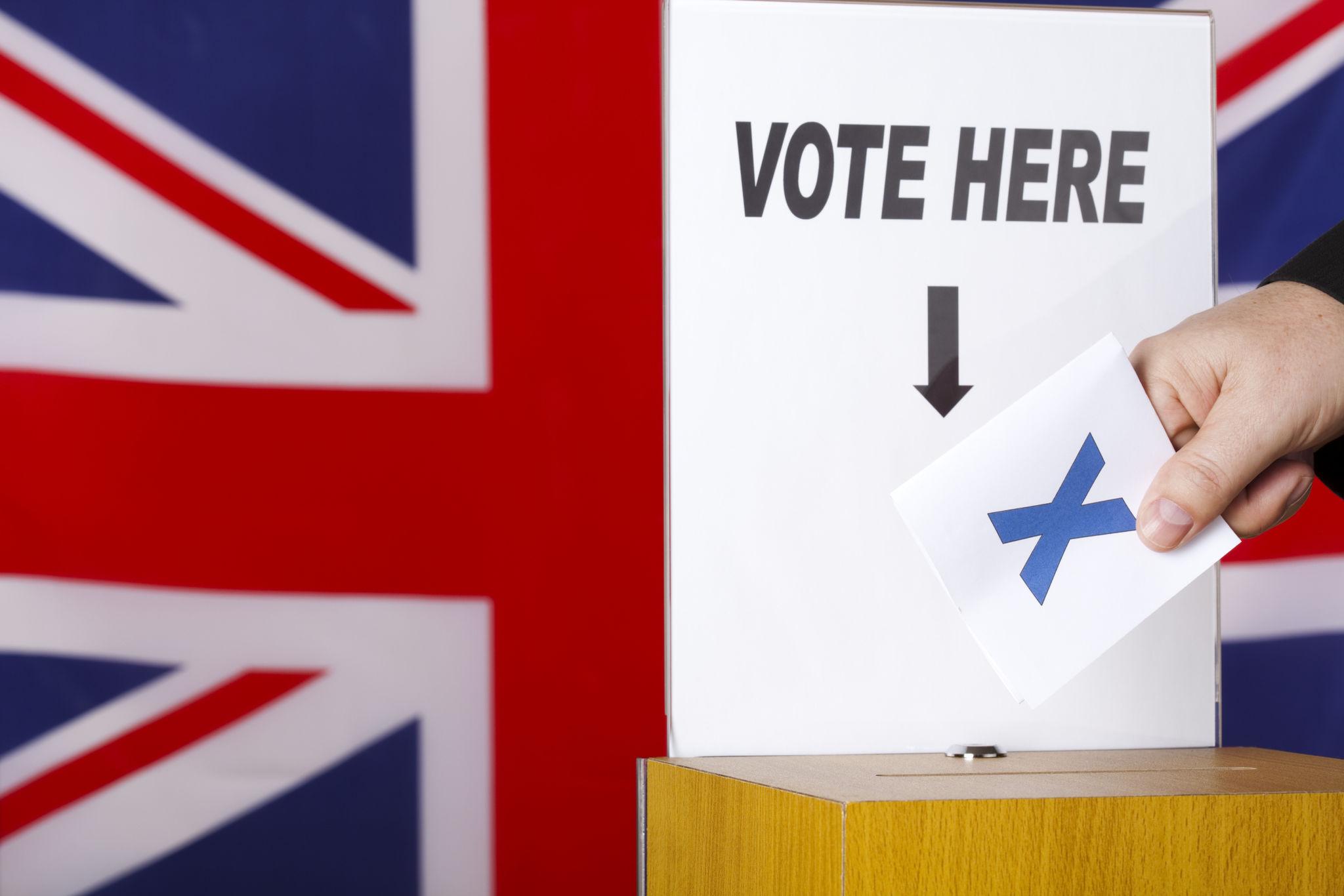 公投脱欧十年整，英国到底是赚了，还是亏了？