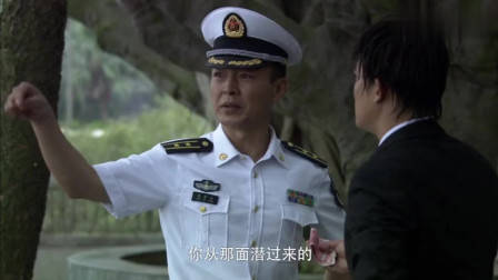 碰瓷党遇上女司机,别以为不敢撞你,男子当场被活活撞飞!