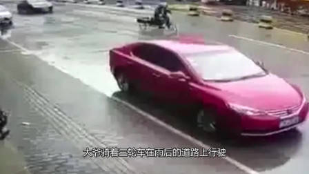 碰瓷党遇上女司机,别以为不敢撞你,男子当场被活活撞飞!