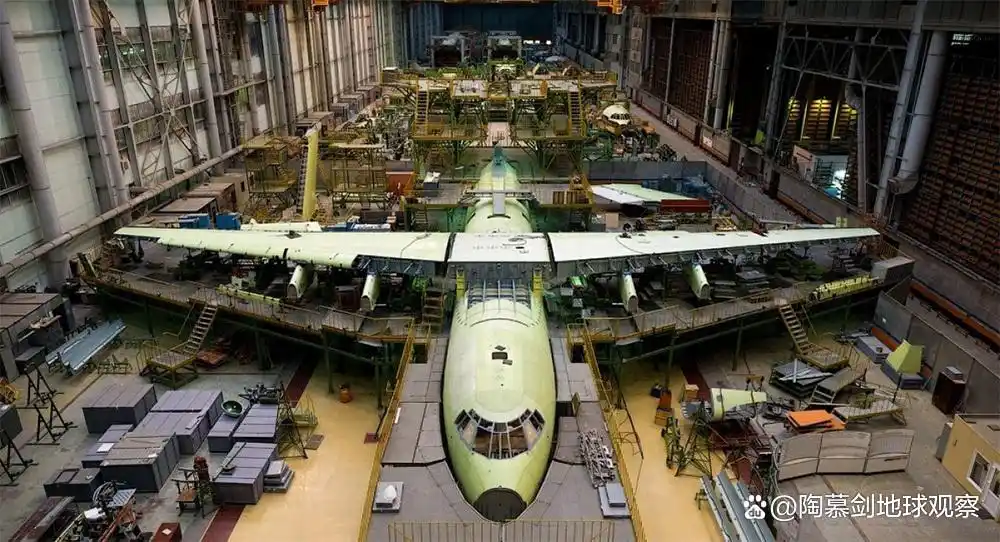 2025年俄军新伊尔-76运输机产量达到高峰，一年造出了七架