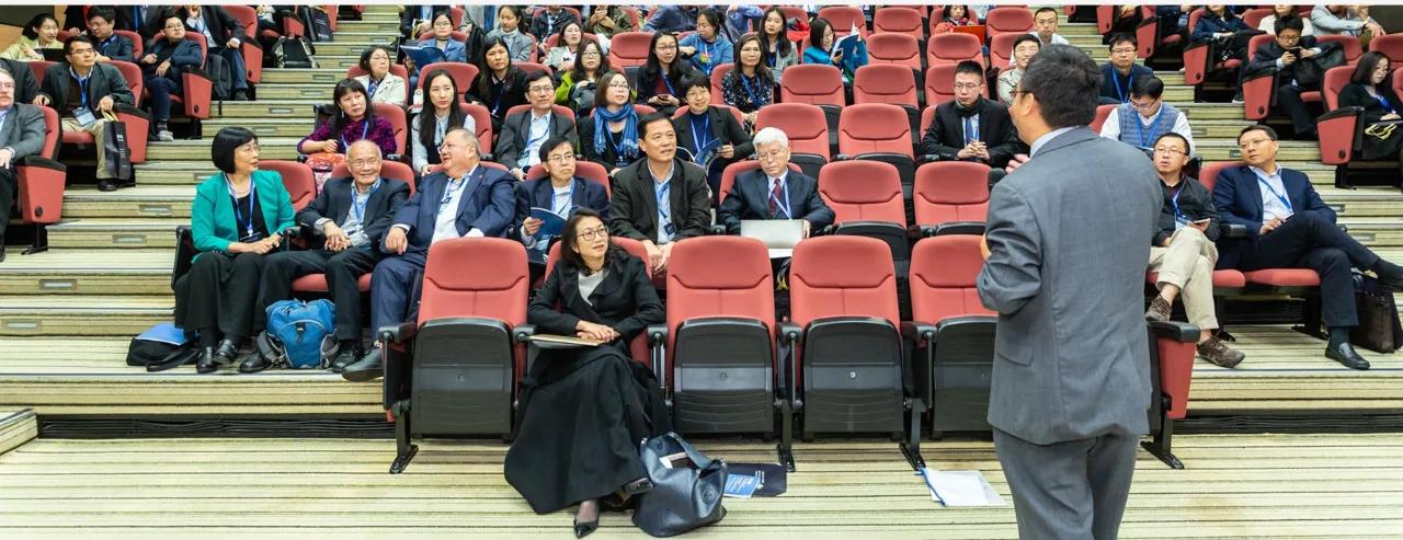 刷刷手机就能日赚数百?那不是副业,而是割韭菜!