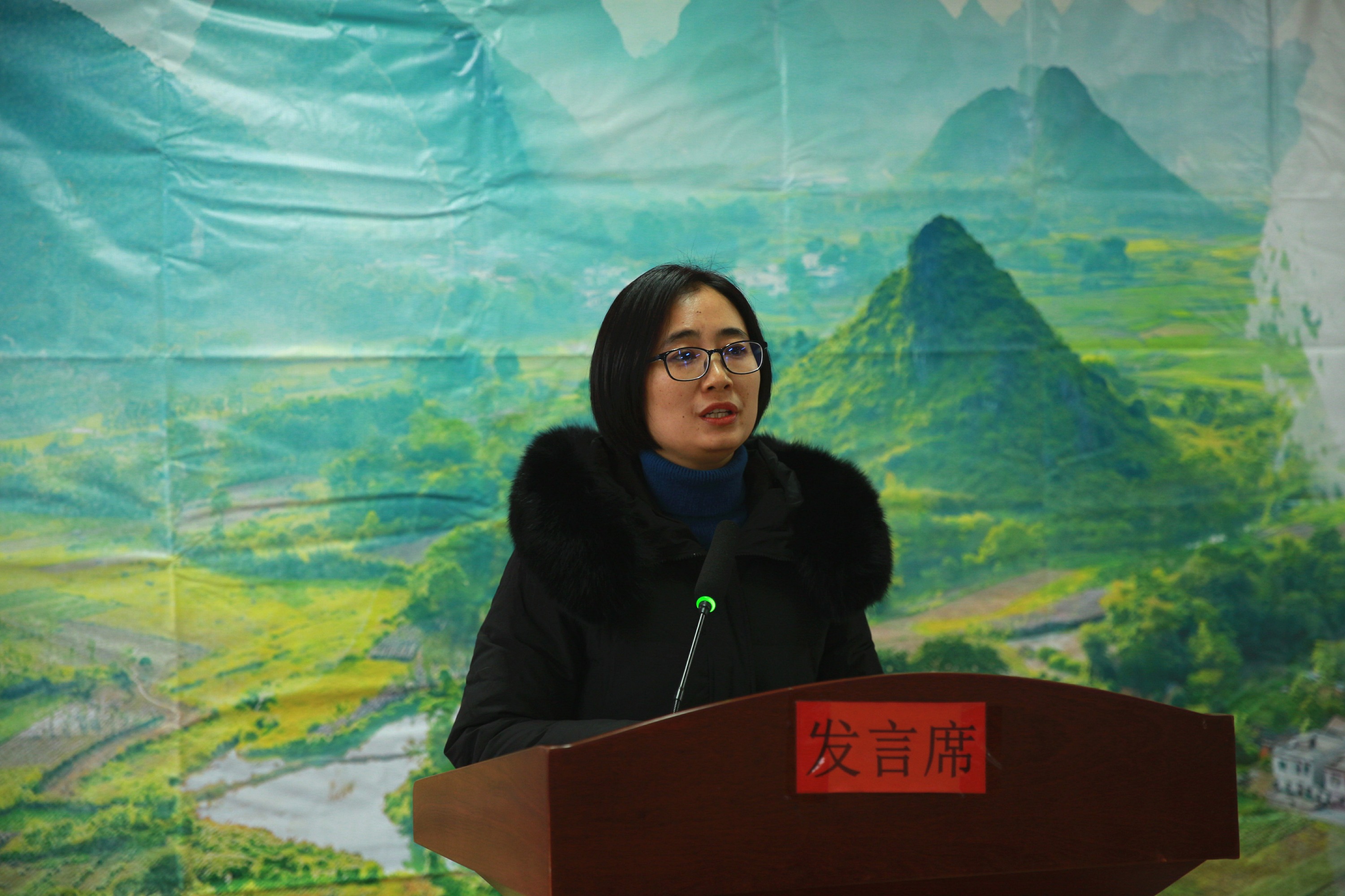 美丽家园·美丽庭院｜2022模范乡村示范点——六盘水市海螺村，交通铺就小康路