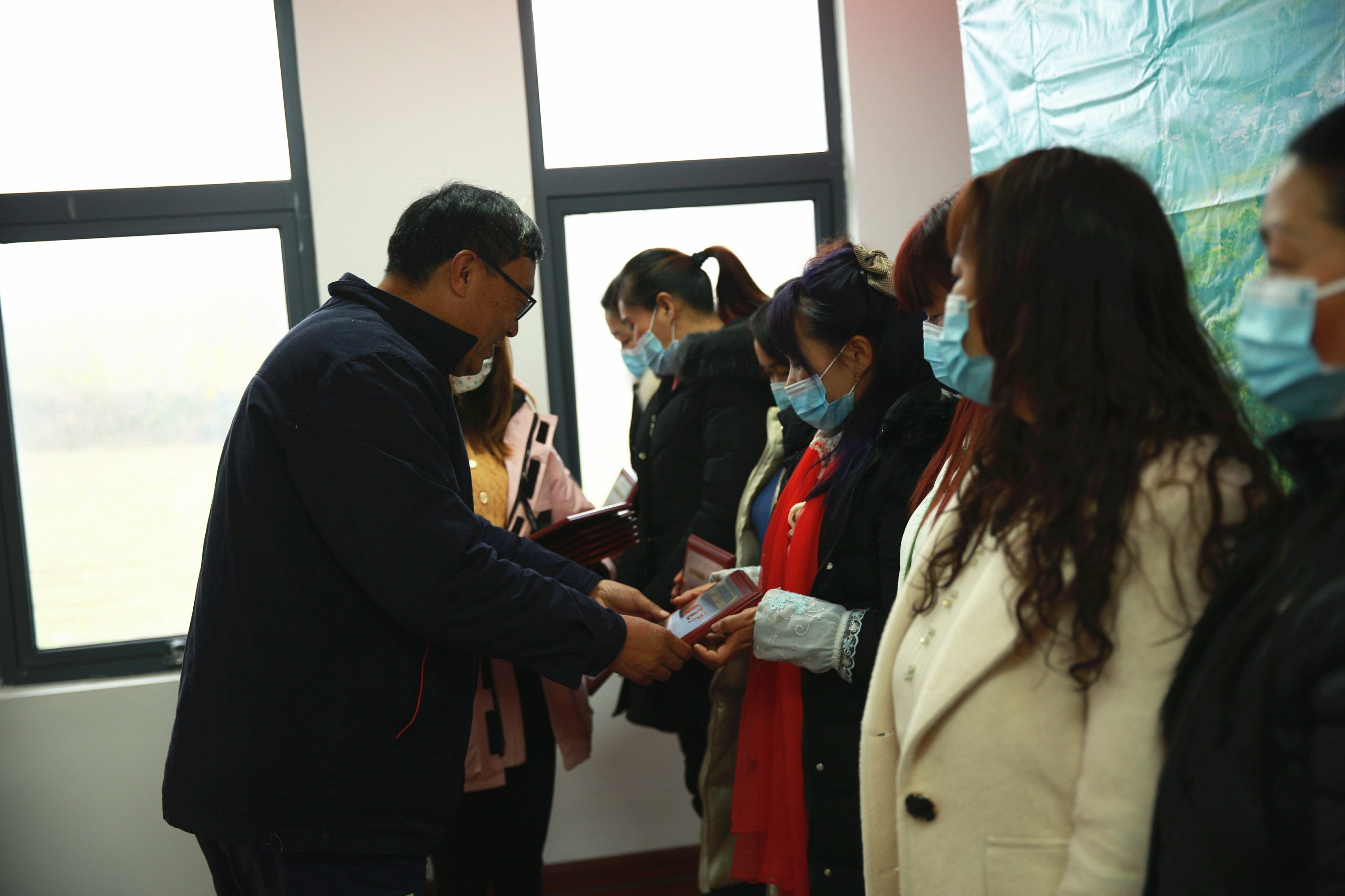 美丽家园·美丽庭院｜2022模范乡村示范点——六盘水市海螺村，交通铺就小康路