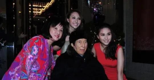 蓝琼缨病逝，何鸿燊几位太太中，蓝琼缨是独享丈夫爱最久的那位