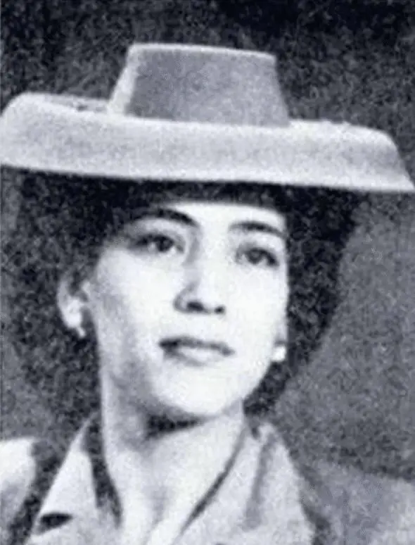 赌王的原配夫人黎婉华，曾是澳门第一美人，出身名门，却一生坎坷