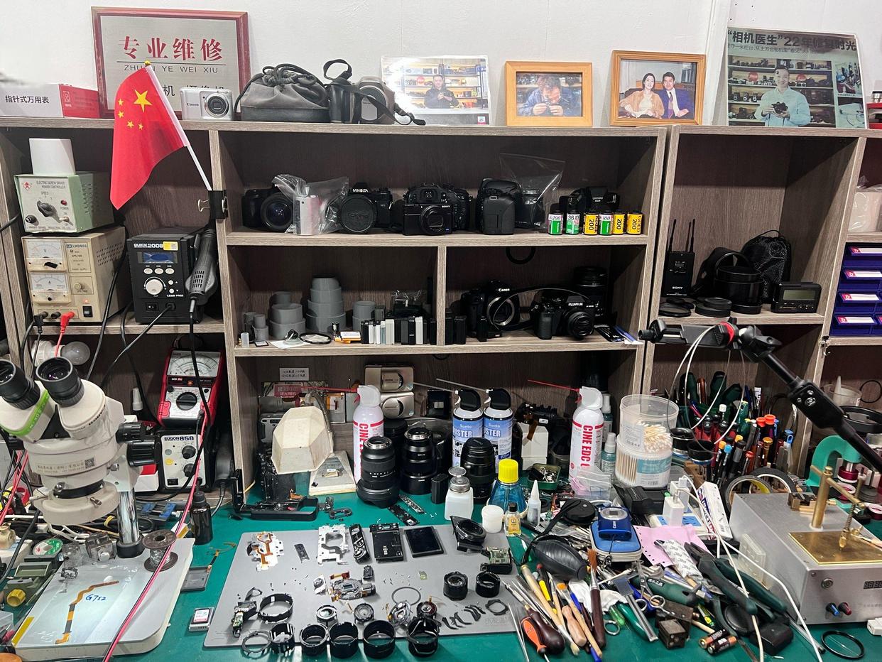 F卡口崩盘背后：480元捡漏是坑？三大‘衰老病’揭秘尼康老镜头真相！