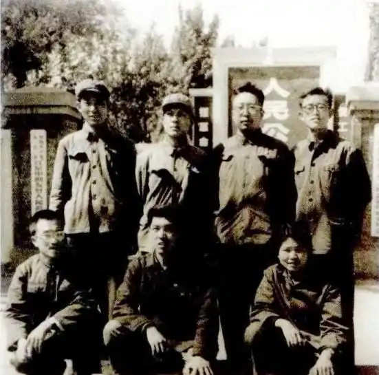 《新闻联播》前主播邢质斌:与初恋丈夫相爱一生