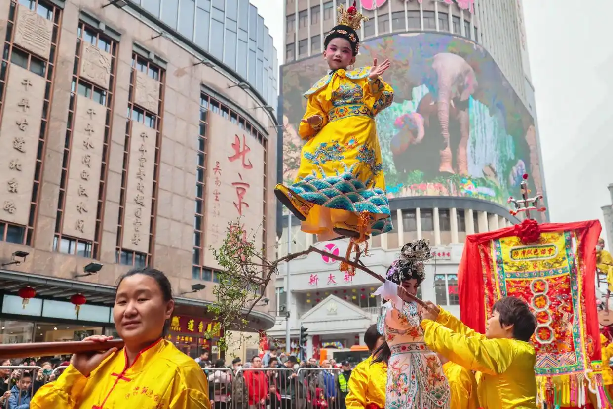 视频｜3万人次共同参与开幕巡游！广府庙会将打造广府文化“大展厅”
